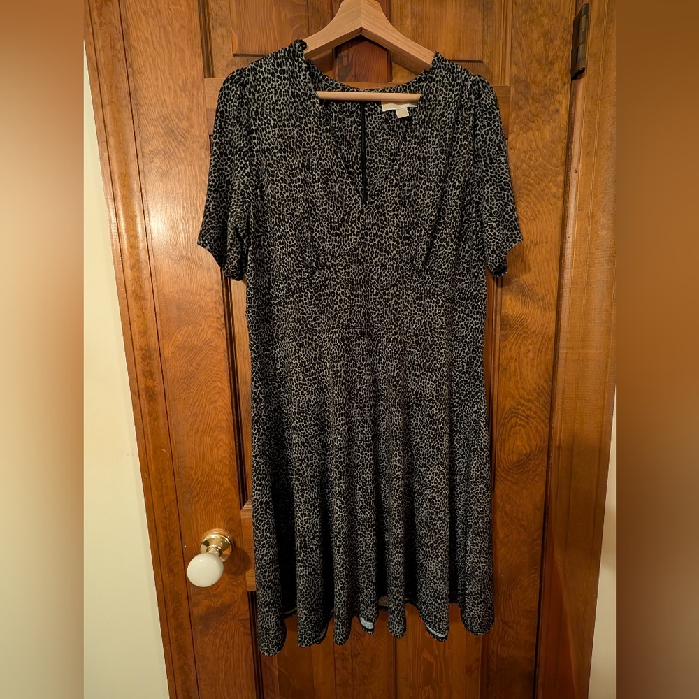Michael Michael Kors Dress Womens XL Gray Leopard Print A-Line Knit Short Sleeve